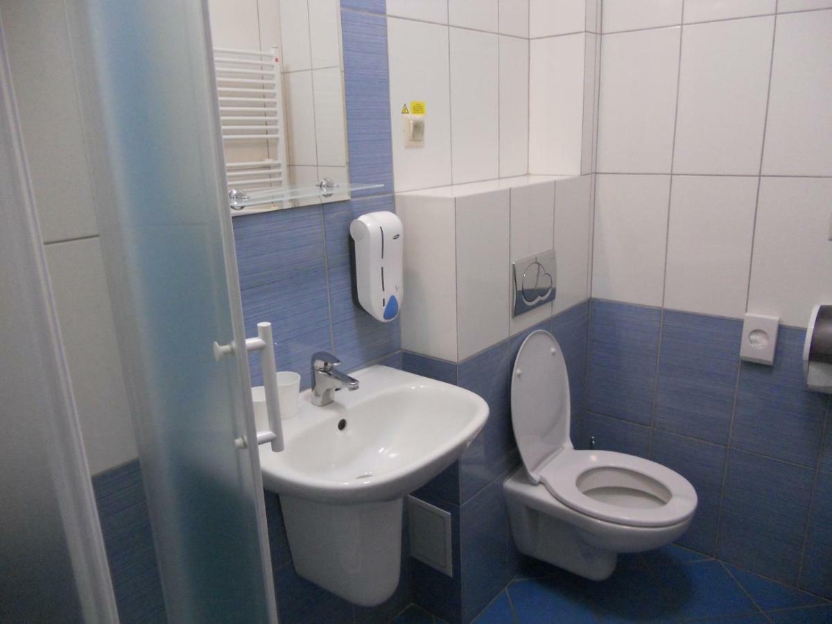 Motel Madona Banská Bystrica Esterno foto